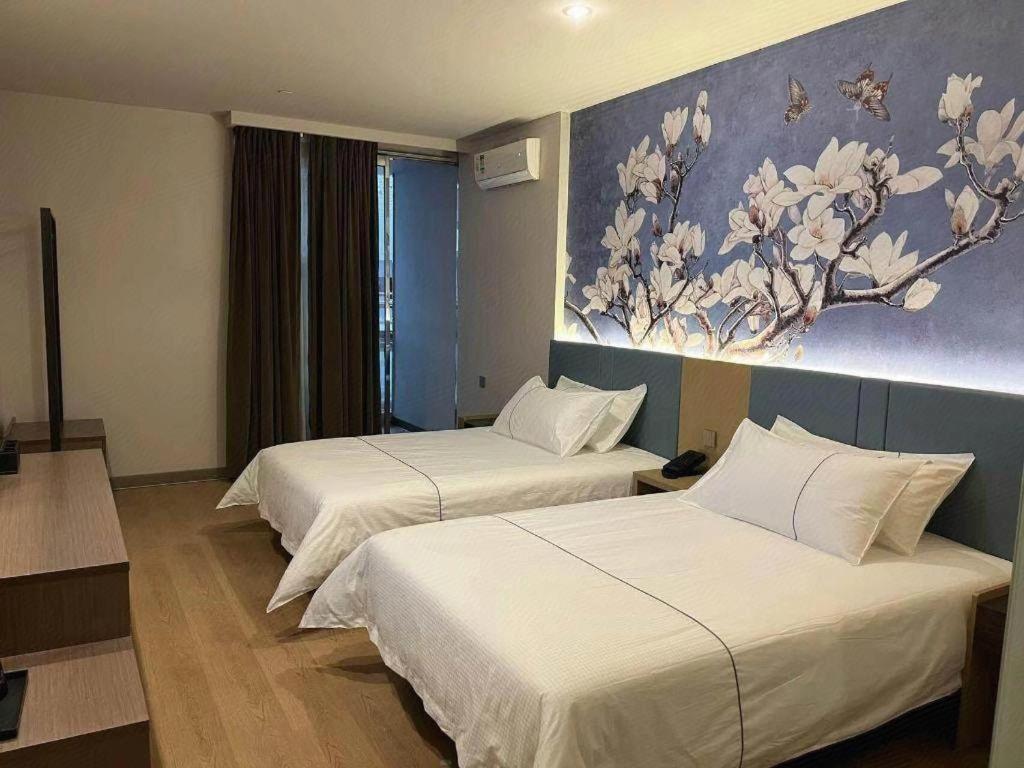 Magnotel Hotel Shanghai Railway Station Magnolia Plaza Exteriör bild